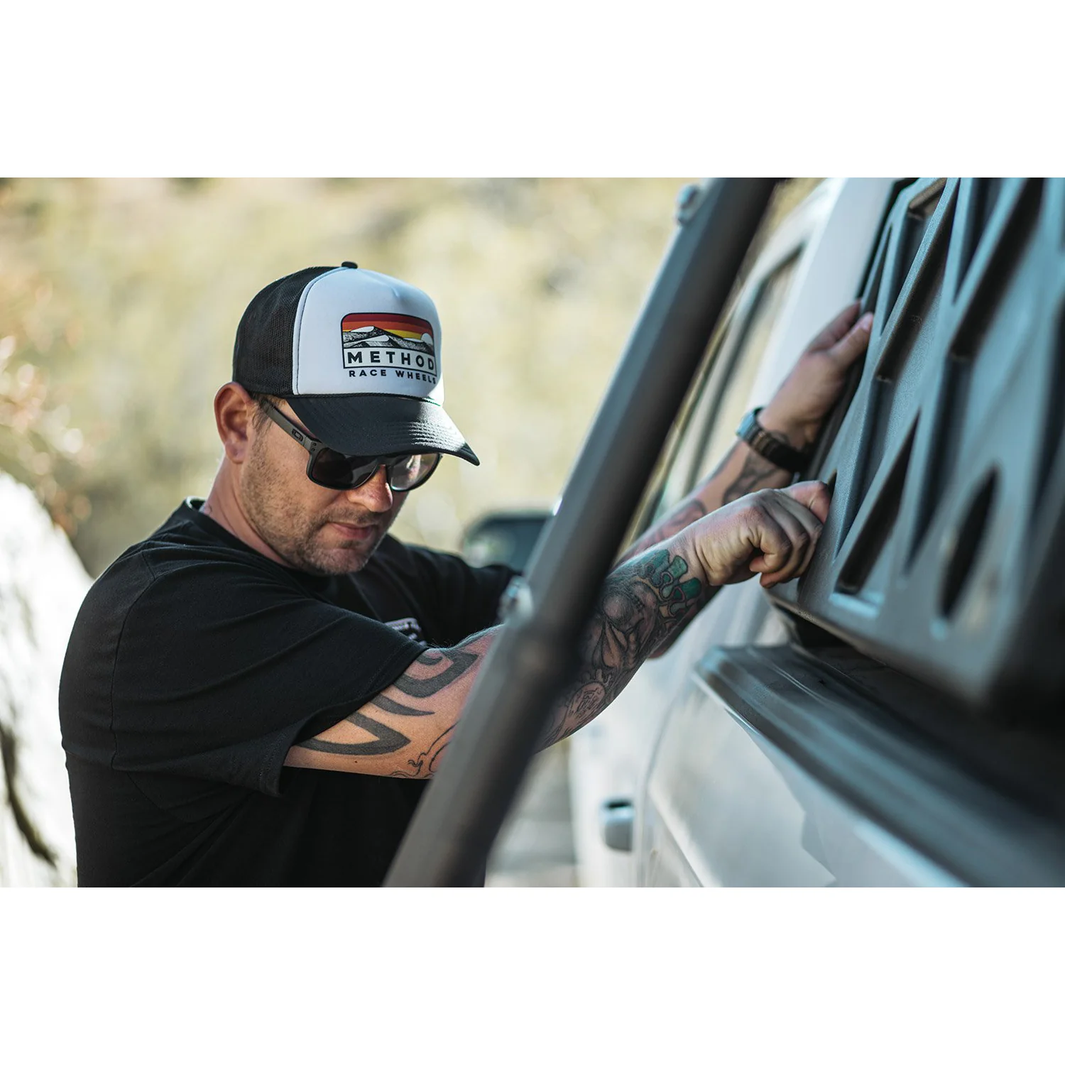 Method Duner Trucker Hat | Snapback | White - Black - Image 3