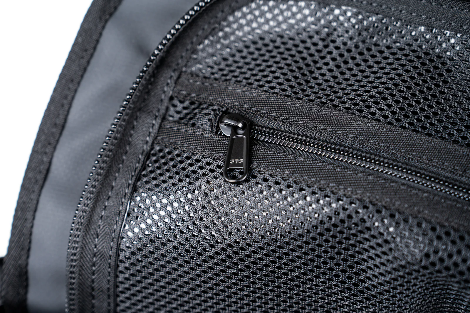 Method Go Fast All-Weather Duffel Bag | Black - Image 9